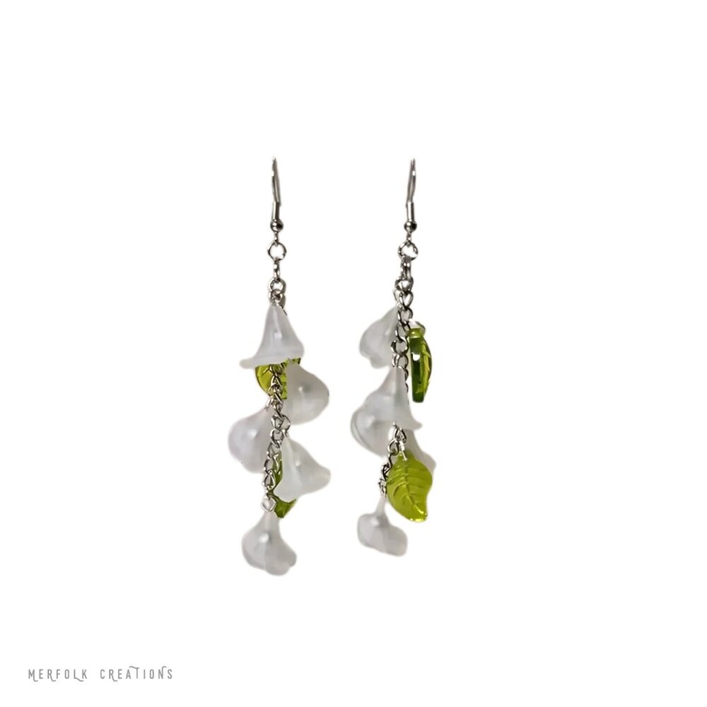 White Trumpet Flower Handmade Earrings - Picture 3 of 7
